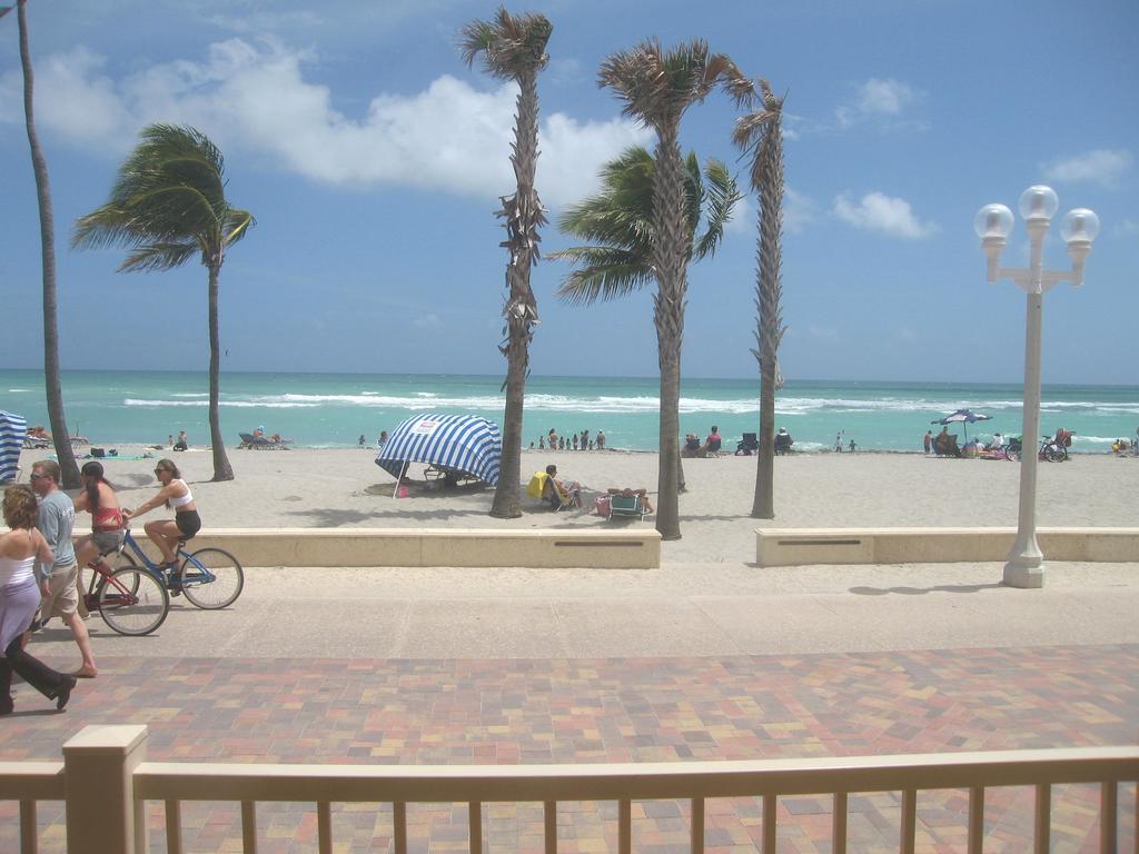 Hollywood Sands Resort Esterno foto